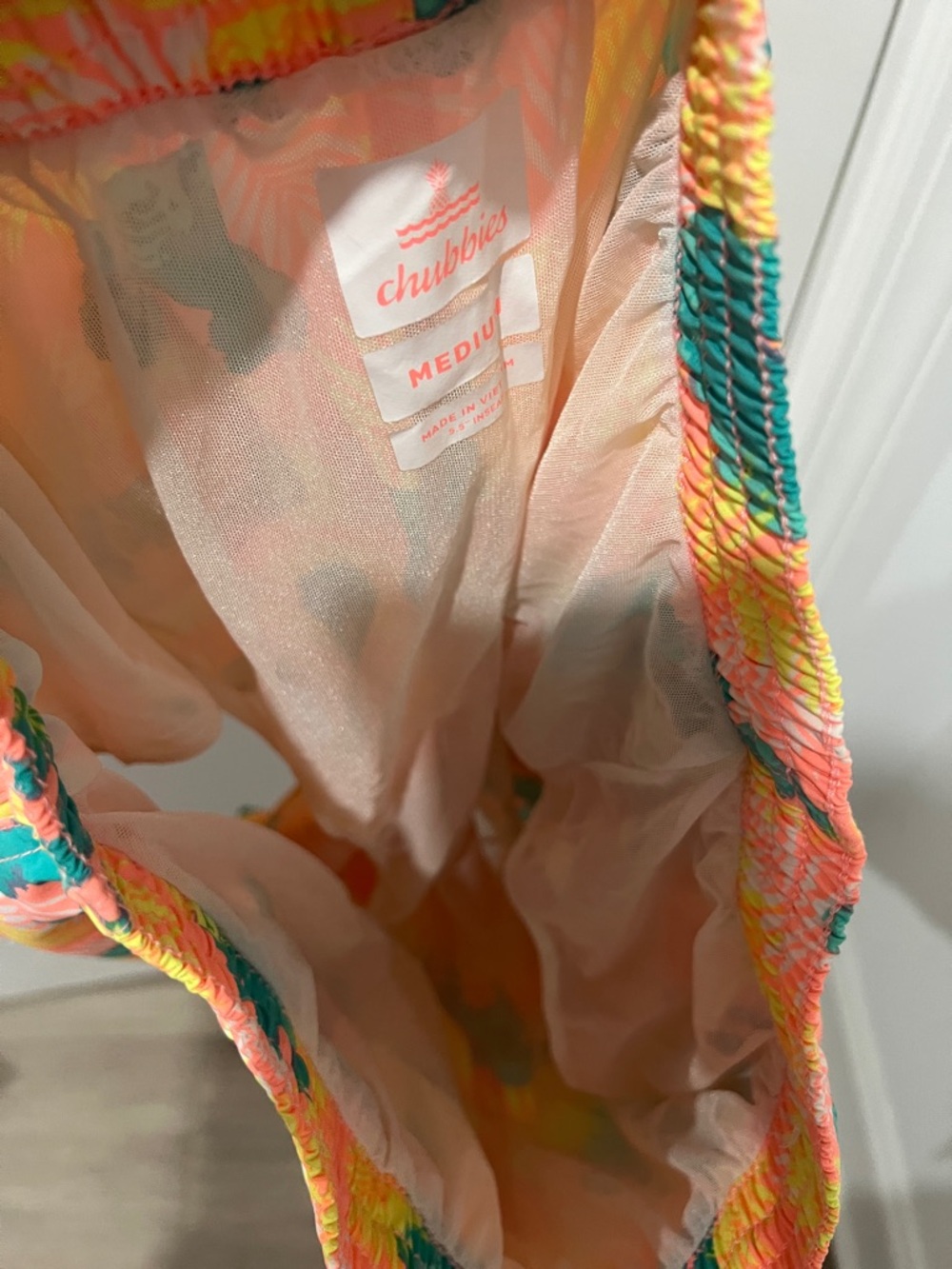 chubbies Neon Coral & Teal Ape Swim Shorts Size Medium 5.5" Inseam - Picture 6 of 7